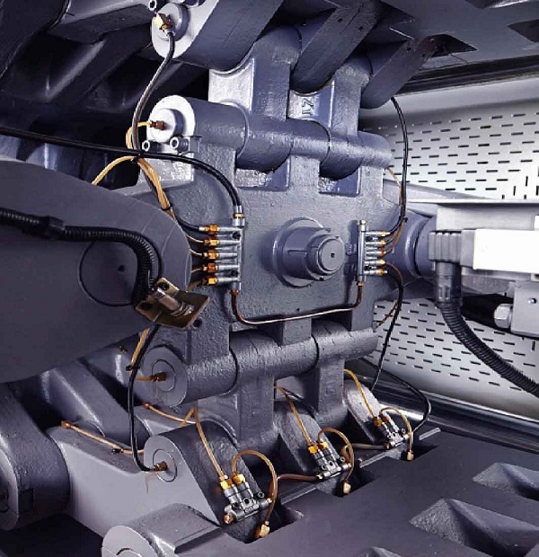 injection moulding machine crosshead injection moulding machine crosshead